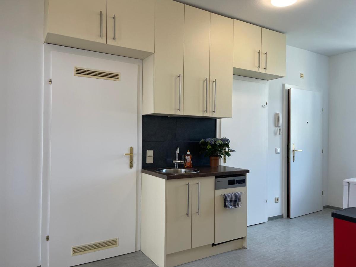 Peaceful Apartment For 4 Wina Bagian luar foto