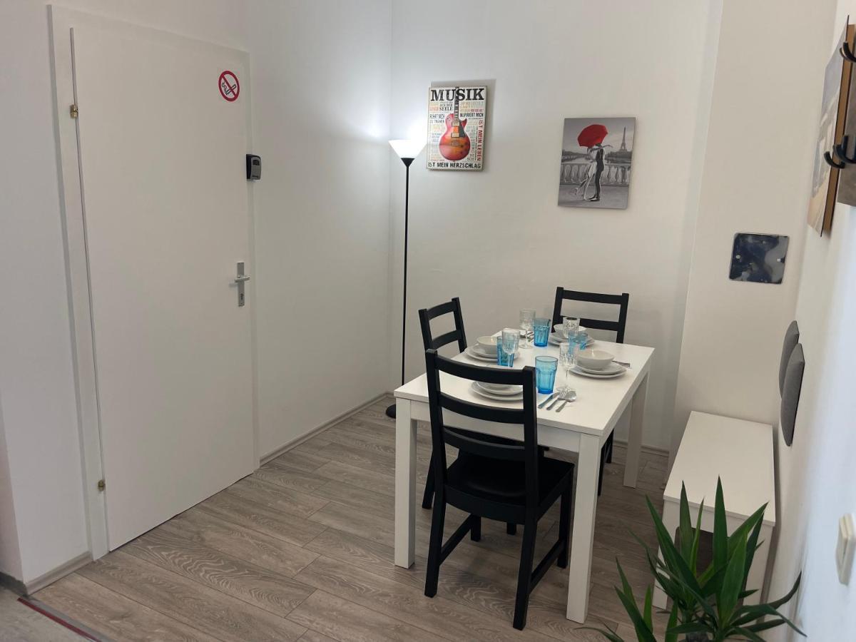Peaceful Apartment For 4 Wina Bagian luar foto